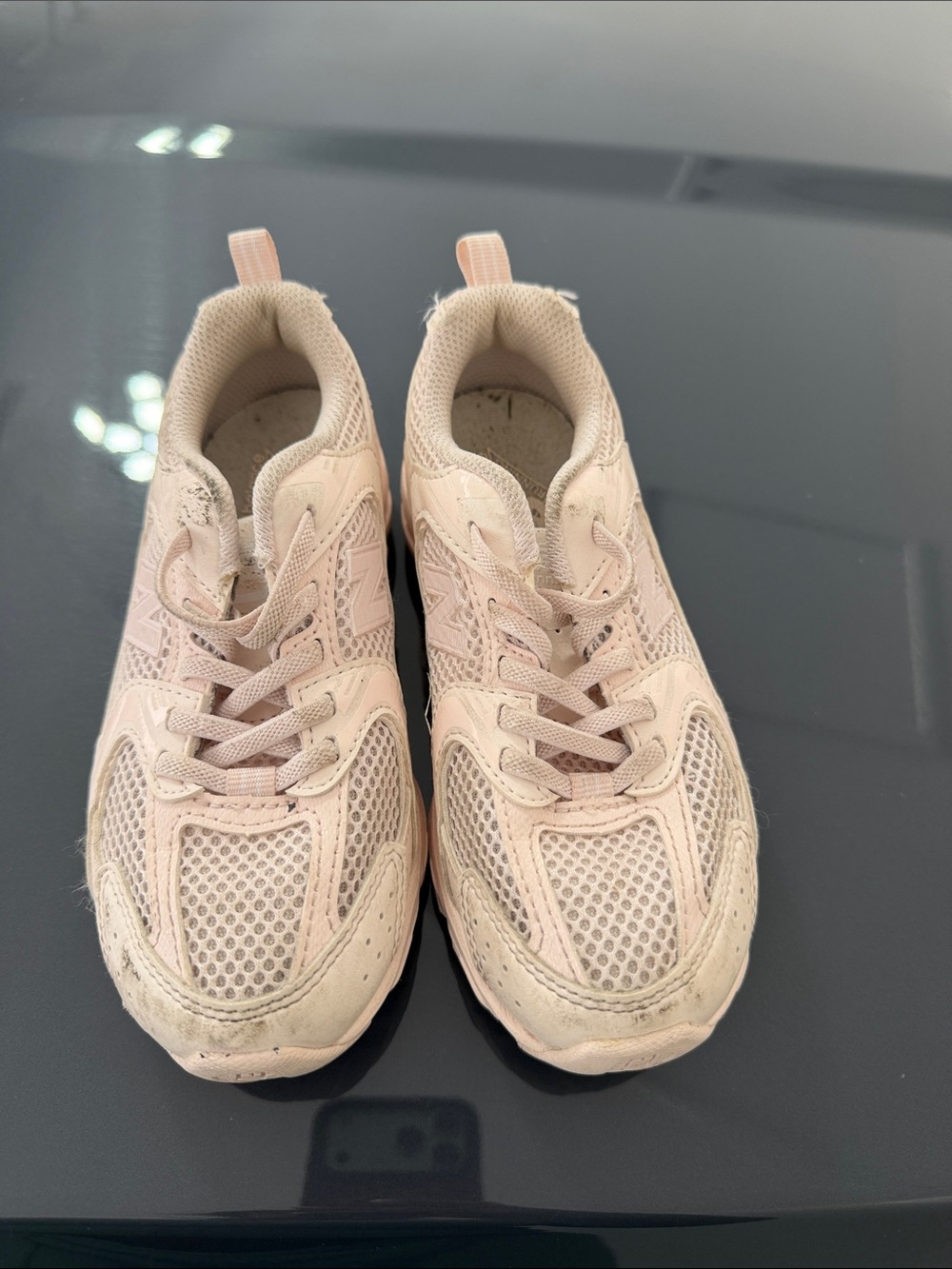 New Balance Kids Sneakers in Light Pink/Cream